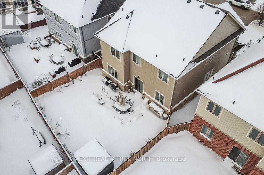 33 Battalion Drive, Essa, Ontario  L3W 0B3 - Photo 36 - N12805484