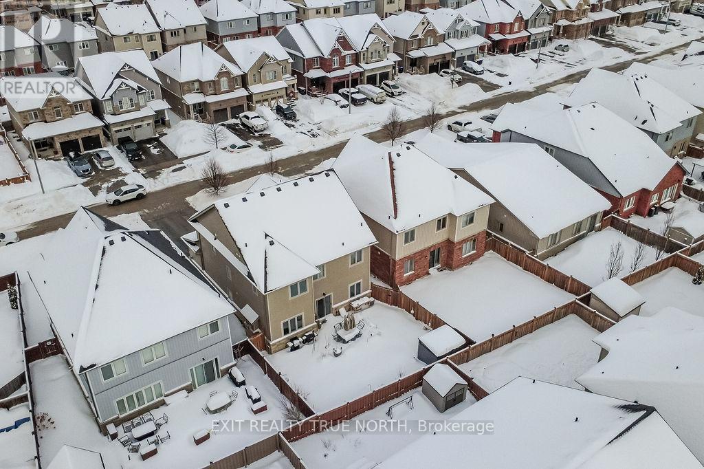 33 Battalion Drive, Essa, Ontario  L3W 0B3 - Photo 38 - N12805484