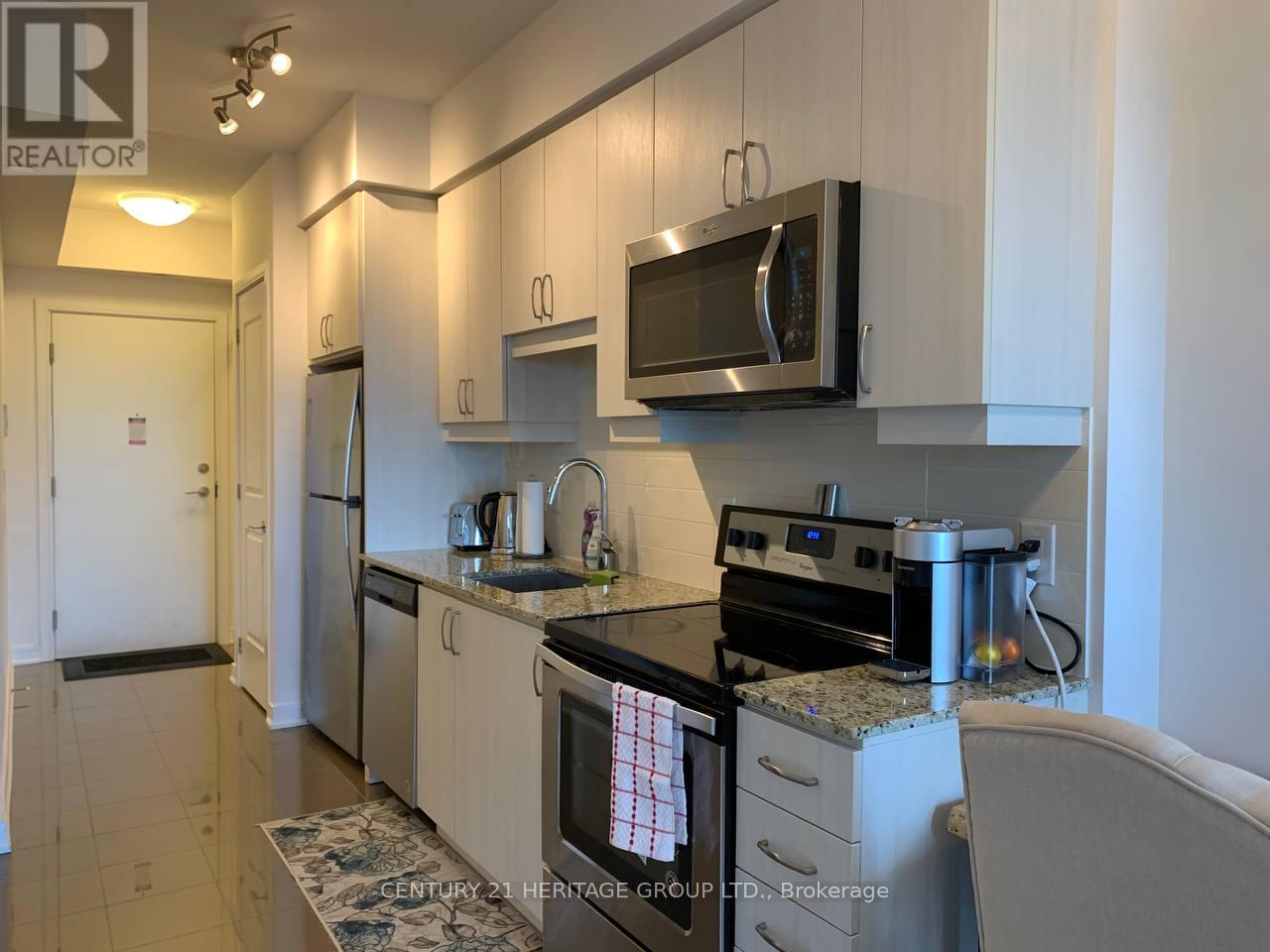 1813 - 9201 Yonge Street, Richmond Hill, Ontario  L4C 1H9 - Photo 14 - N12805532