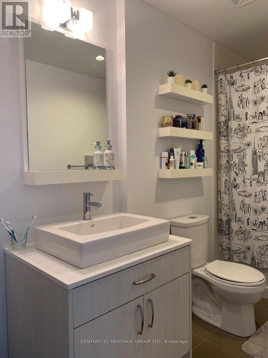 1813 - 9201 Yonge Street, Richmond Hill, Ontario  L4C 1H9 - Photo 16 - N12805532