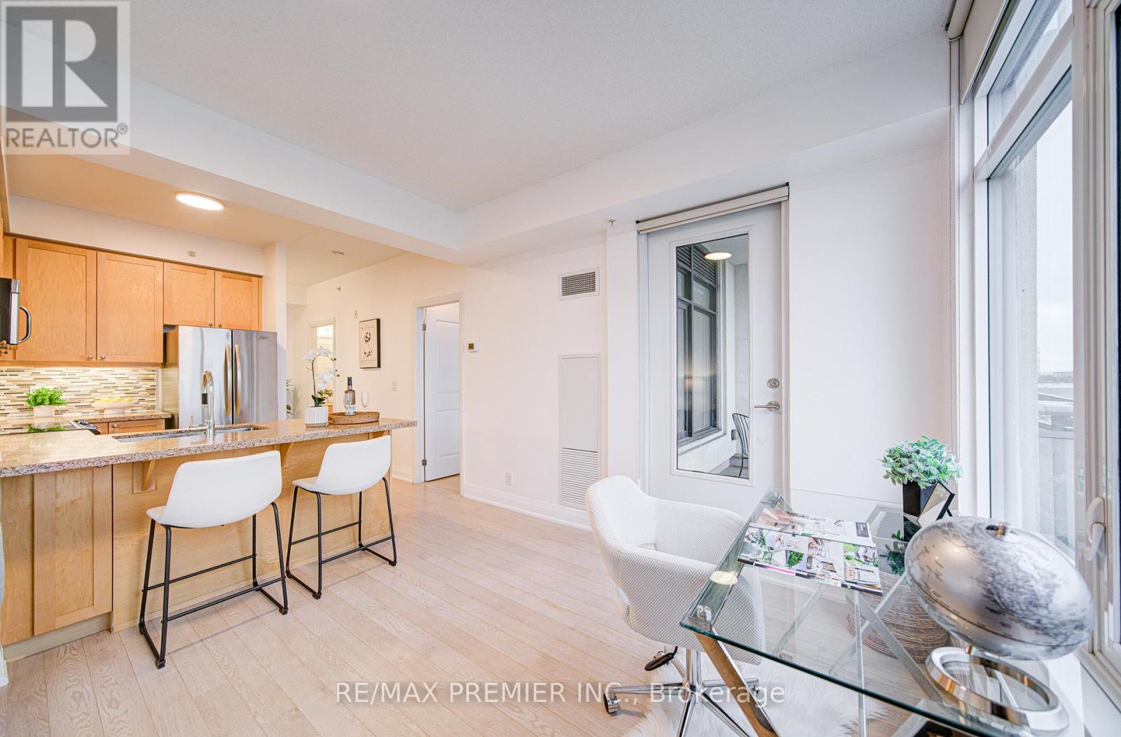 919 - 12 Woodstream Boulevard, Vaughan, Ontario  L4L 8C3 - Photo 16 - N12805548