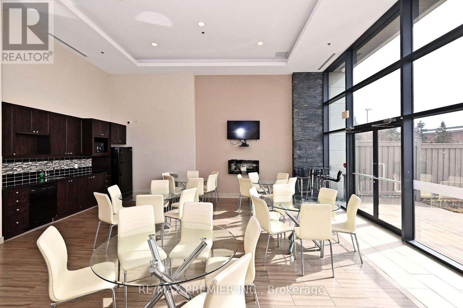 919 - 12 Woodstream Boulevard, Vaughan, Ontario  L4L 8C3 - Photo 34 - N12805548