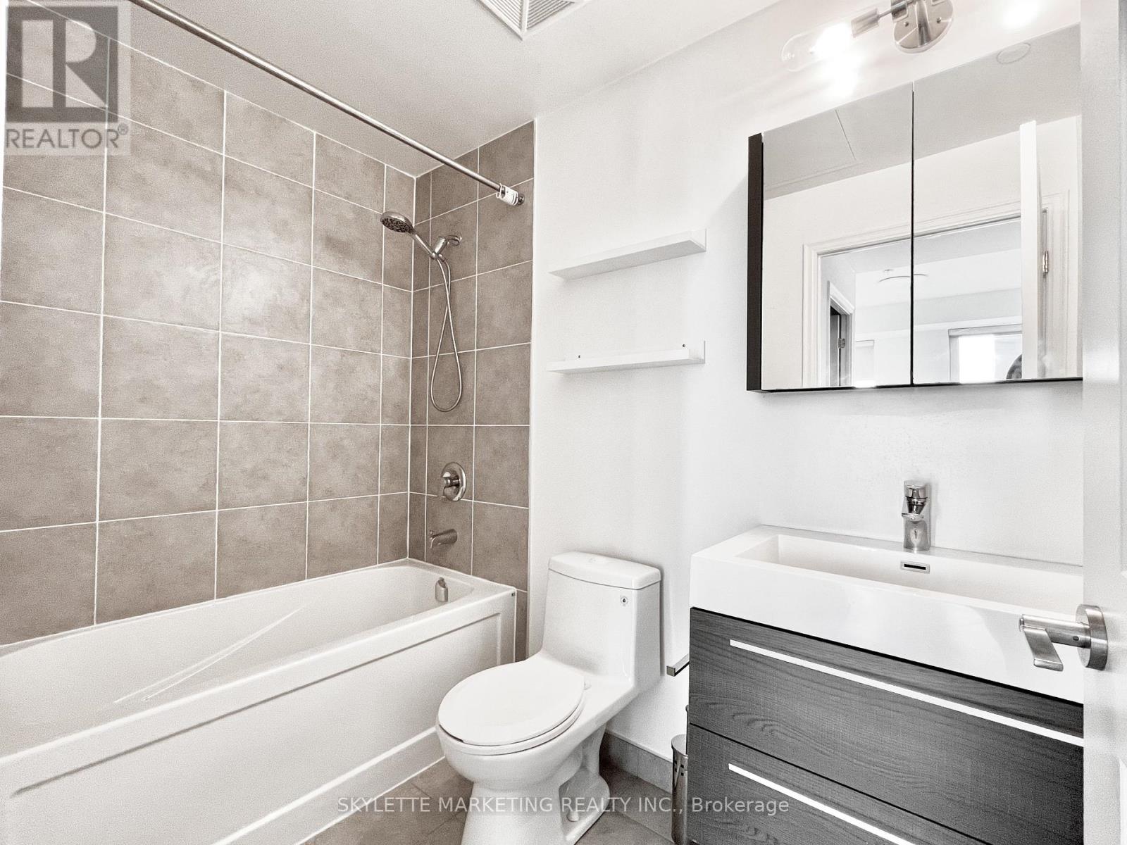 1106 - 8 Rouge Valley Drive W, Markham, Ontario  L6G 0G8 - Photo 6 - N12805576