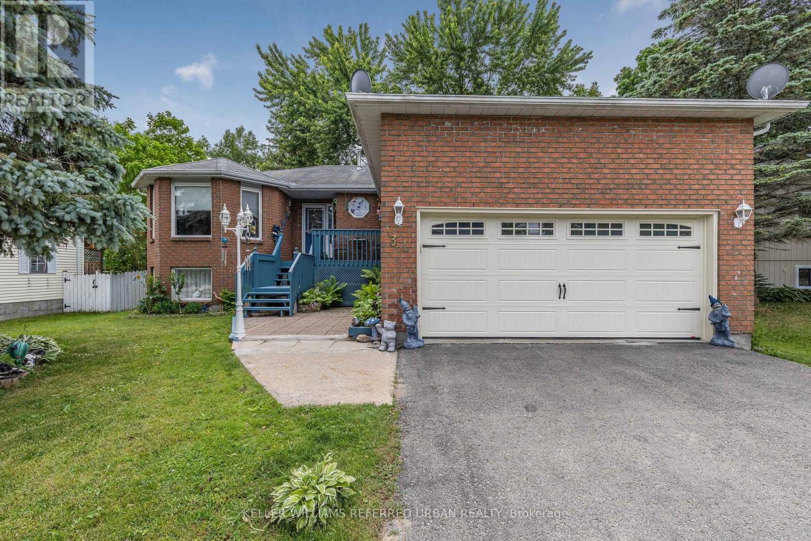 31 JOHN DILLINGNO STREET, tay (victoria harbour), Ontario