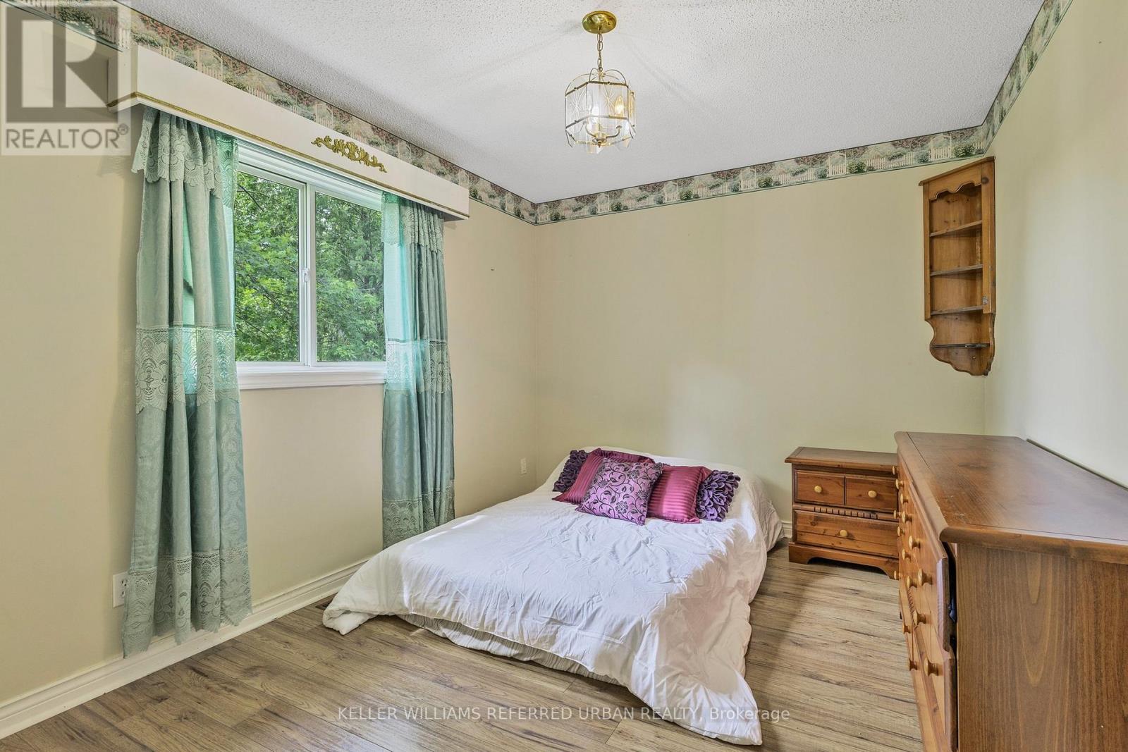 31 John Dillingno Street, Tay (Victoria Harbour), Ontario  L0K 2A0 - Photo 14 - S12805468