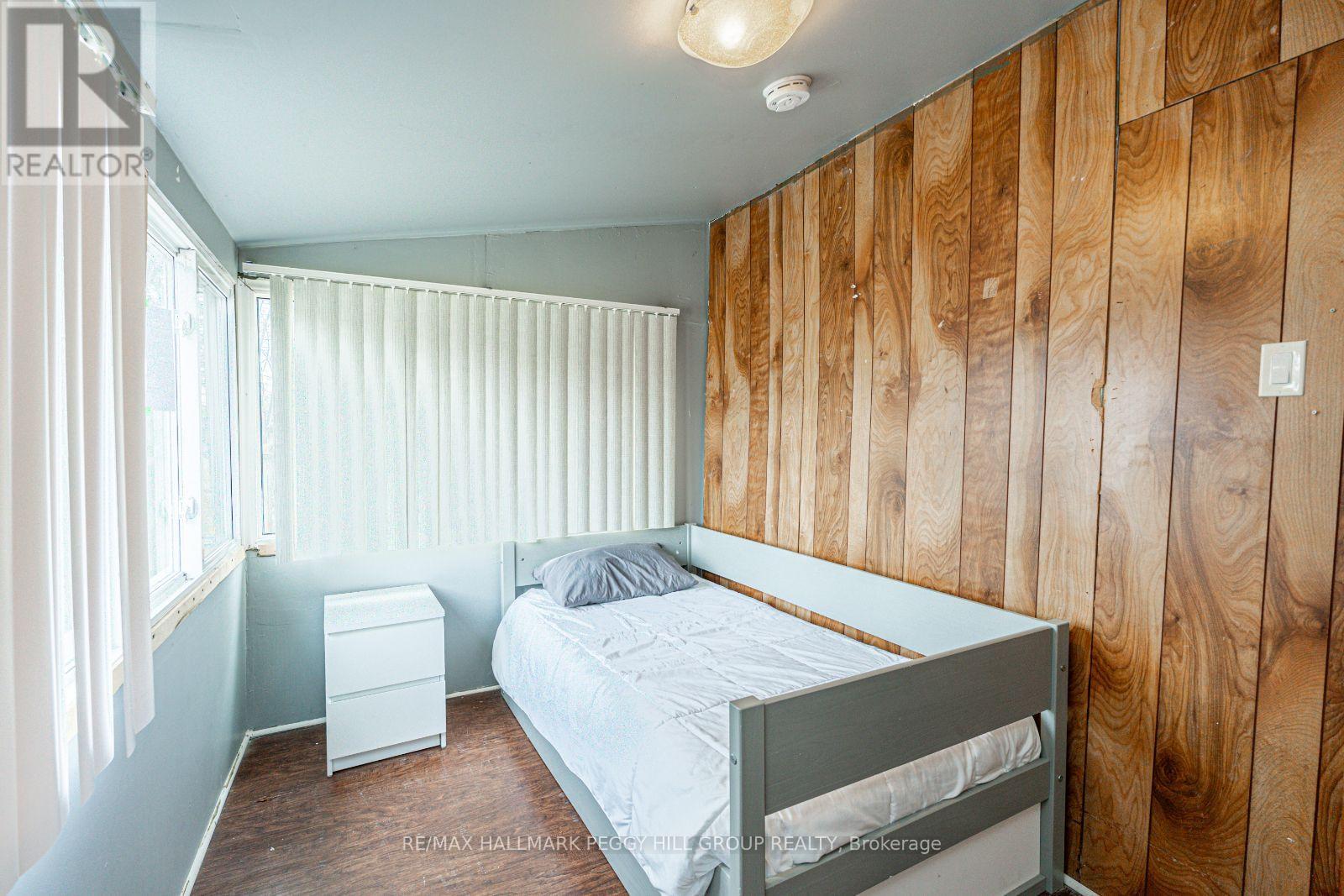 711 Mosley Street, Wasaga Beach, Ontario  L9Z 1Z5 - Photo 12 - S12805474