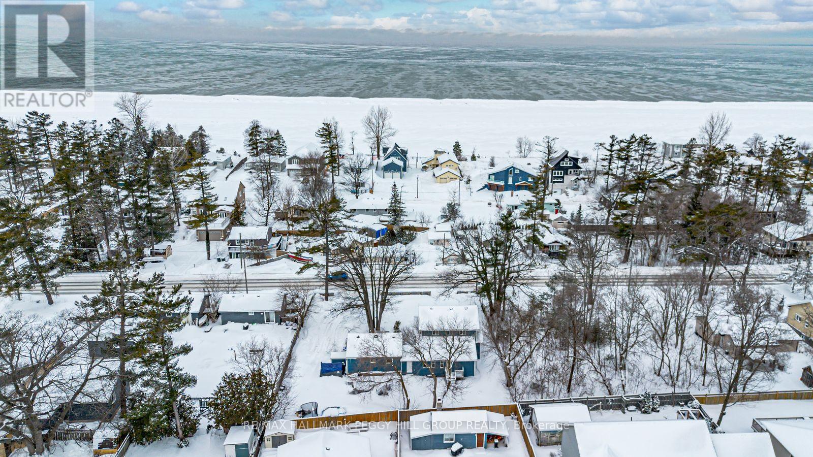 711 Mosley Street, Wasaga Beach, Ontario  L9Z 1Z5 - Photo 2 - S12805474