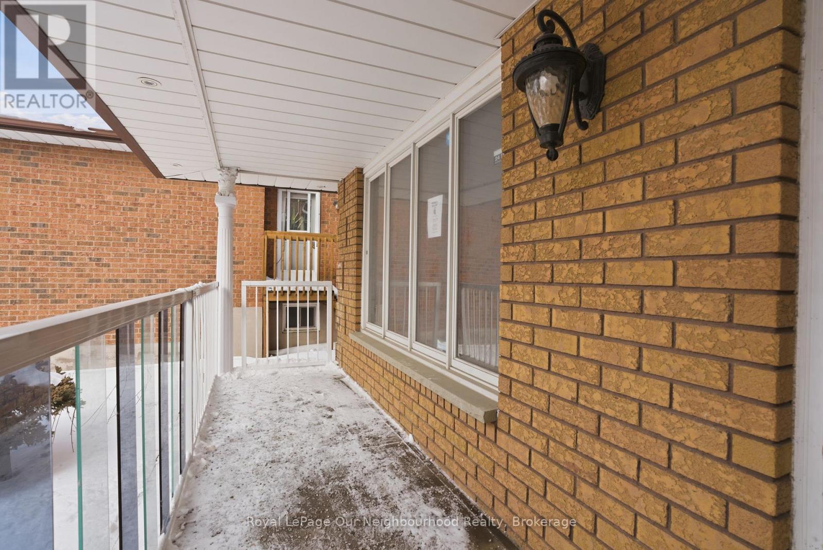 79 Elizabeth Street, Oshawa, Ontario  L1J 8H3 - Photo 2 - E12787972