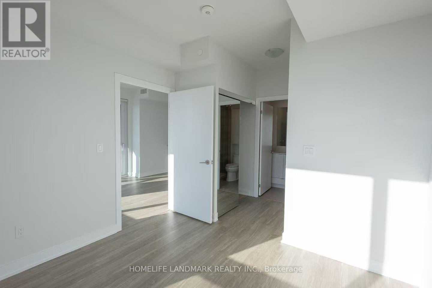 2210 - 4130 Parkside Village Drive, Mississauga (Creditview), Ontario  L5B 3M8 - Photo 6 - W12777550