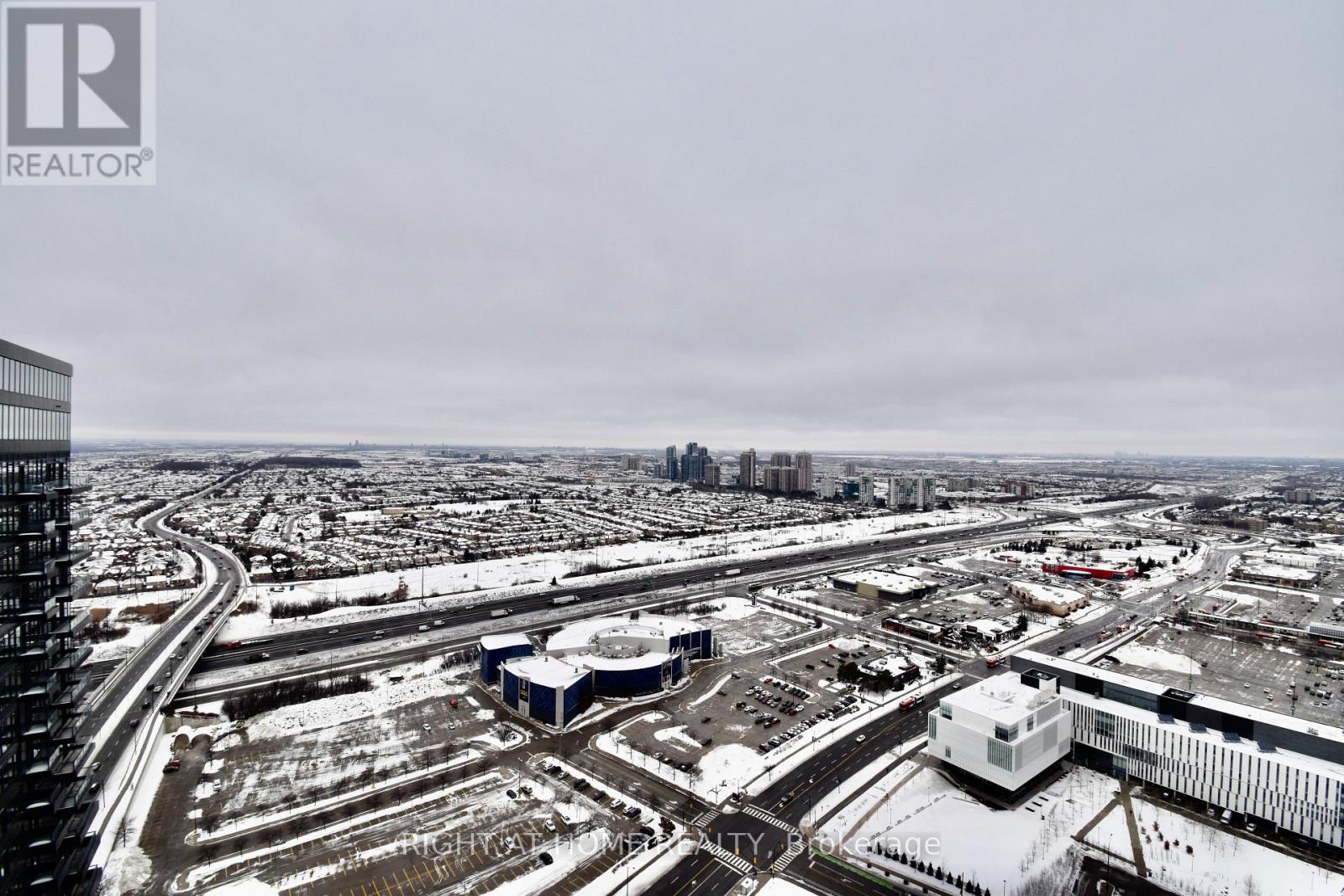 3803 - 395 Square One Drive, Mississauga, Ontario  L5B 0P6 - Photo 12 - W12805440