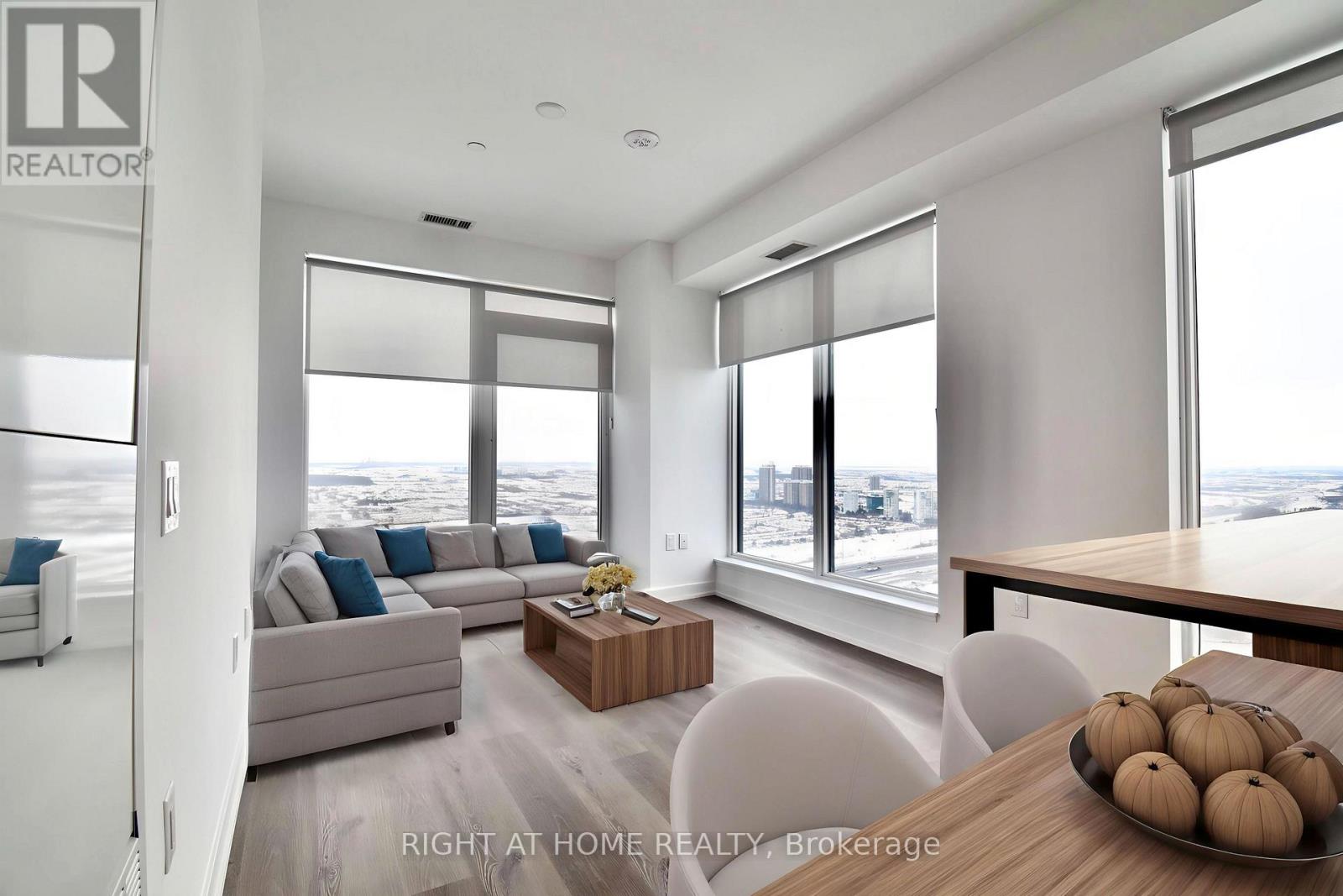 3803 - 395 Square One Drive, Mississauga, Ontario  L5B 0P6 - Photo 8 - W12805440