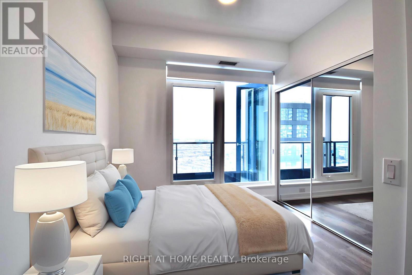 3803 - 395 Square One Drive, Mississauga, Ontario  L5B 0P6 - Photo 9 - W12805440