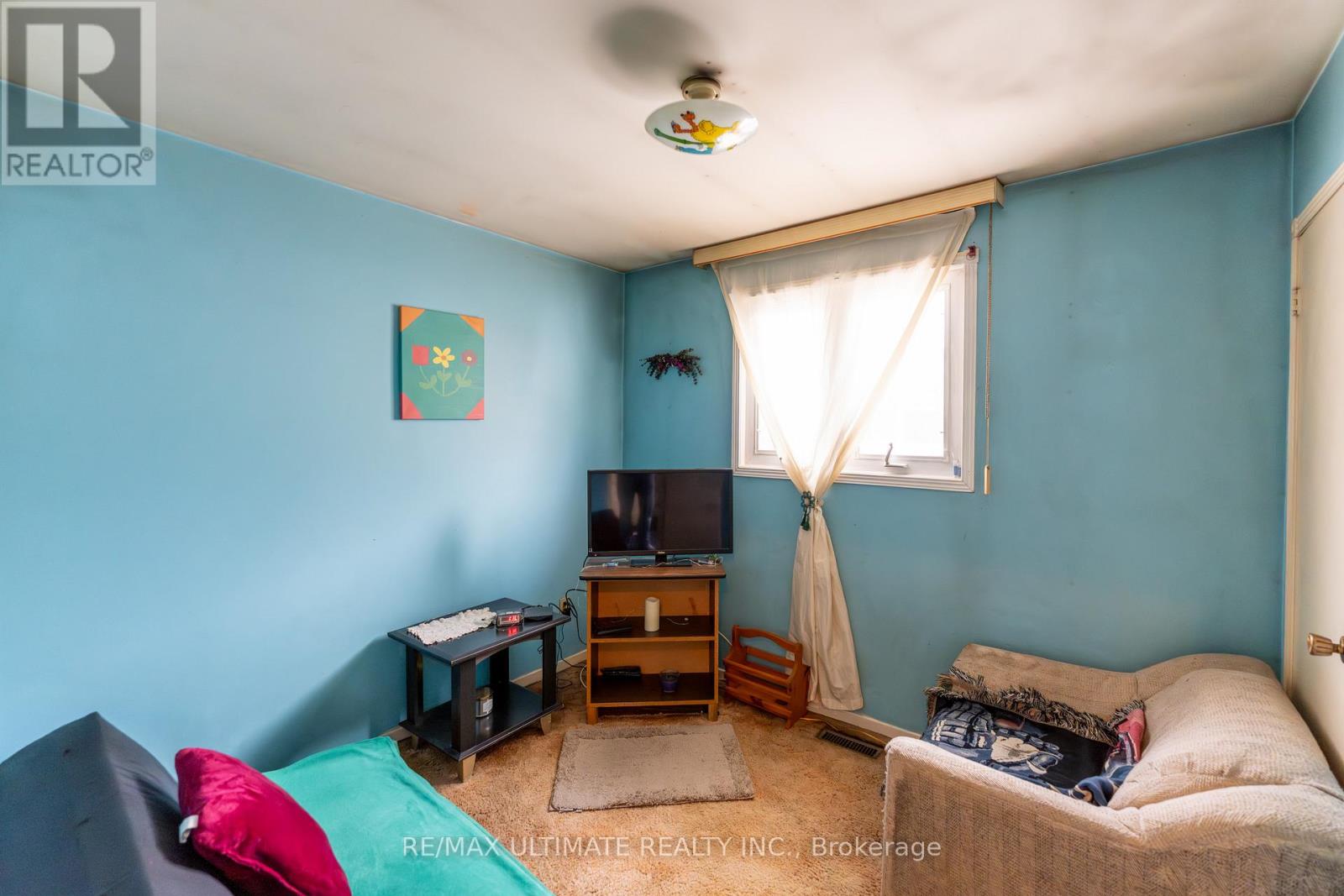 3314 Strabane Drive, Mississauga, Ontario  L5C 1W7 - Photo 11 - W12805462