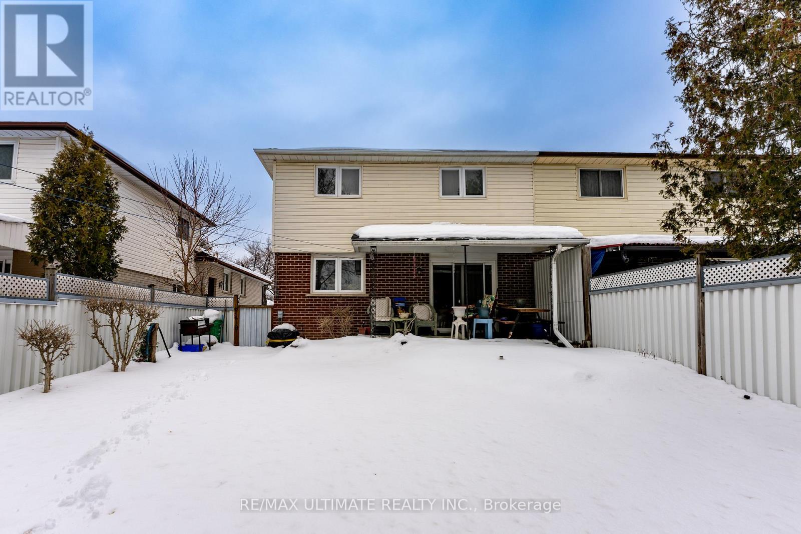 3314 Strabane Drive, Mississauga, Ontario  L5C 1W7 - Photo 28 - W12805462
