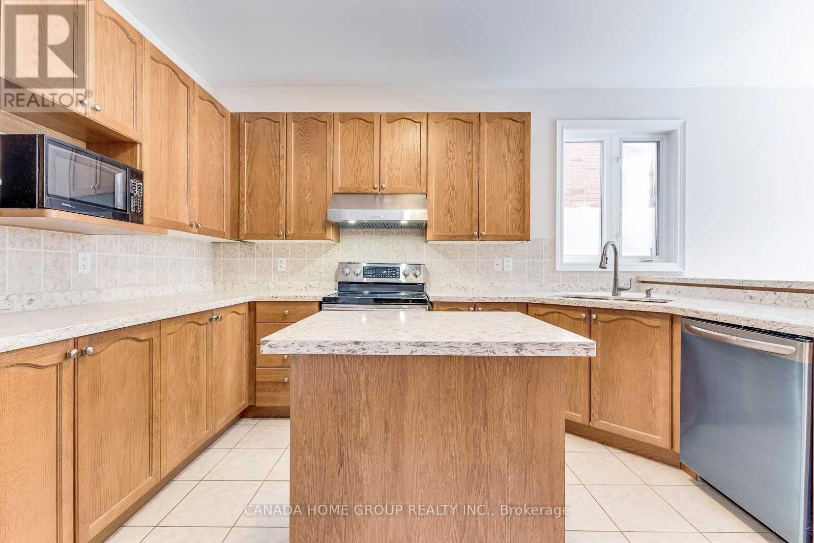 3369 Springflower Way, Oakville, Ontario  L6L 6V1 - Photo 10 - W12805476