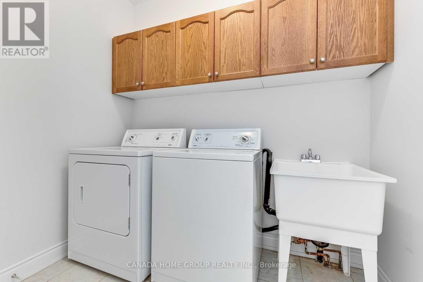 3369 Springflower Way, Oakville, Ontario  L6L 6V1 - Photo 16 - W12805476