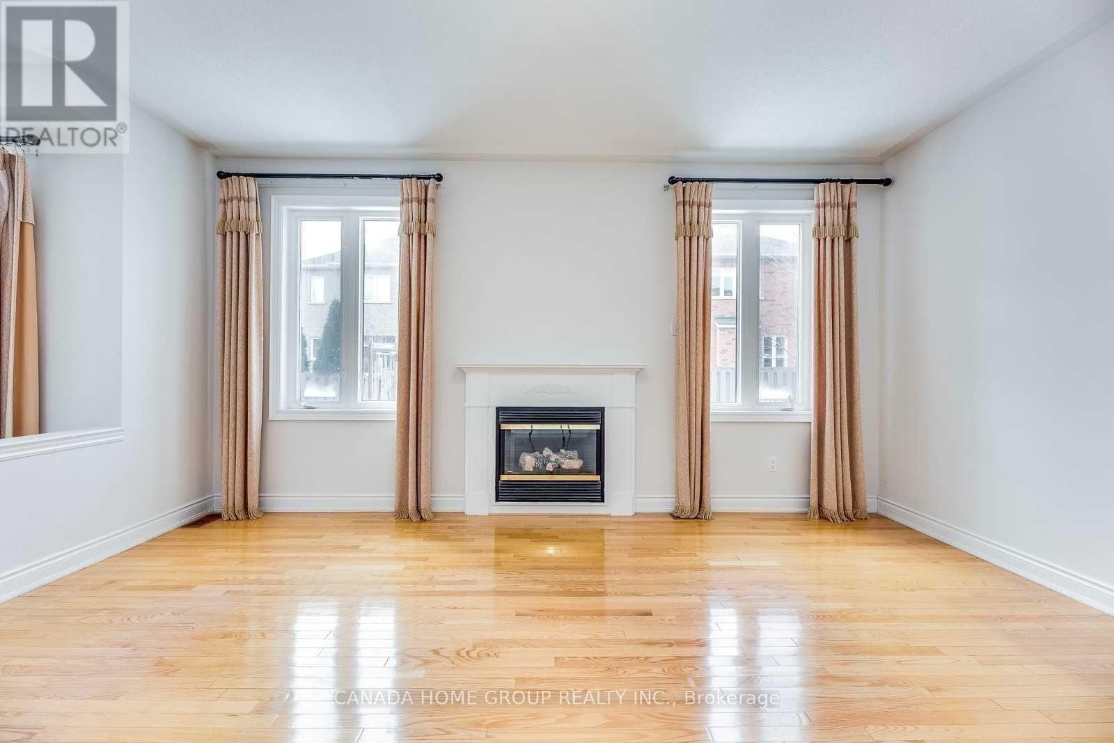 3369 Springflower Way, Oakville, Ontario  L6L 6V1 - Photo 4 - W12805476