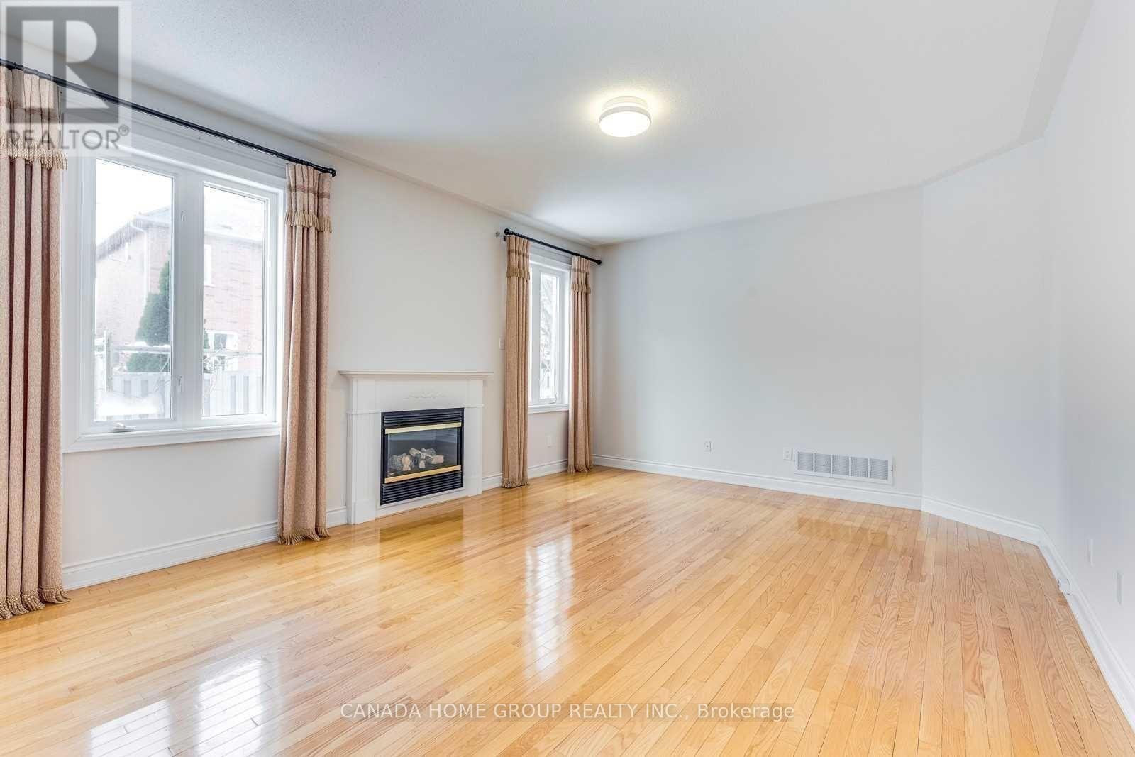 3369 Springflower Way, Oakville, Ontario  L6L 6V1 - Photo 5 - W12805476