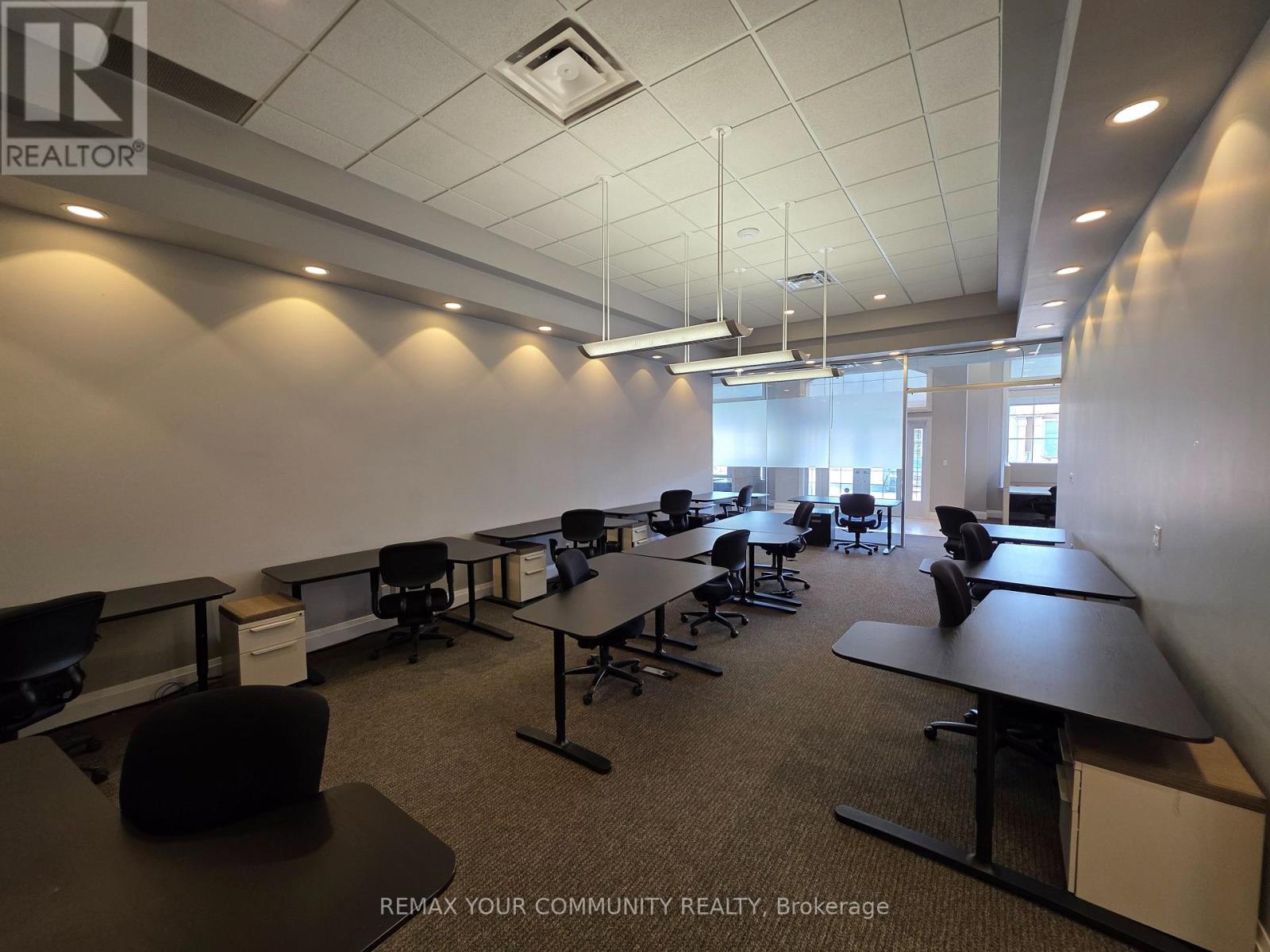 5 - 1525 Cornwall Road, Oakville, Ontario  L6J 0B2 - Photo 4 - W12805512