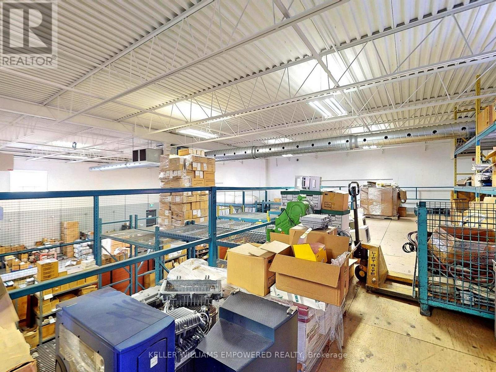 949 Kamato Road, Mississauga, Ontario  L4W 2R5 - Photo 27 - W12805542