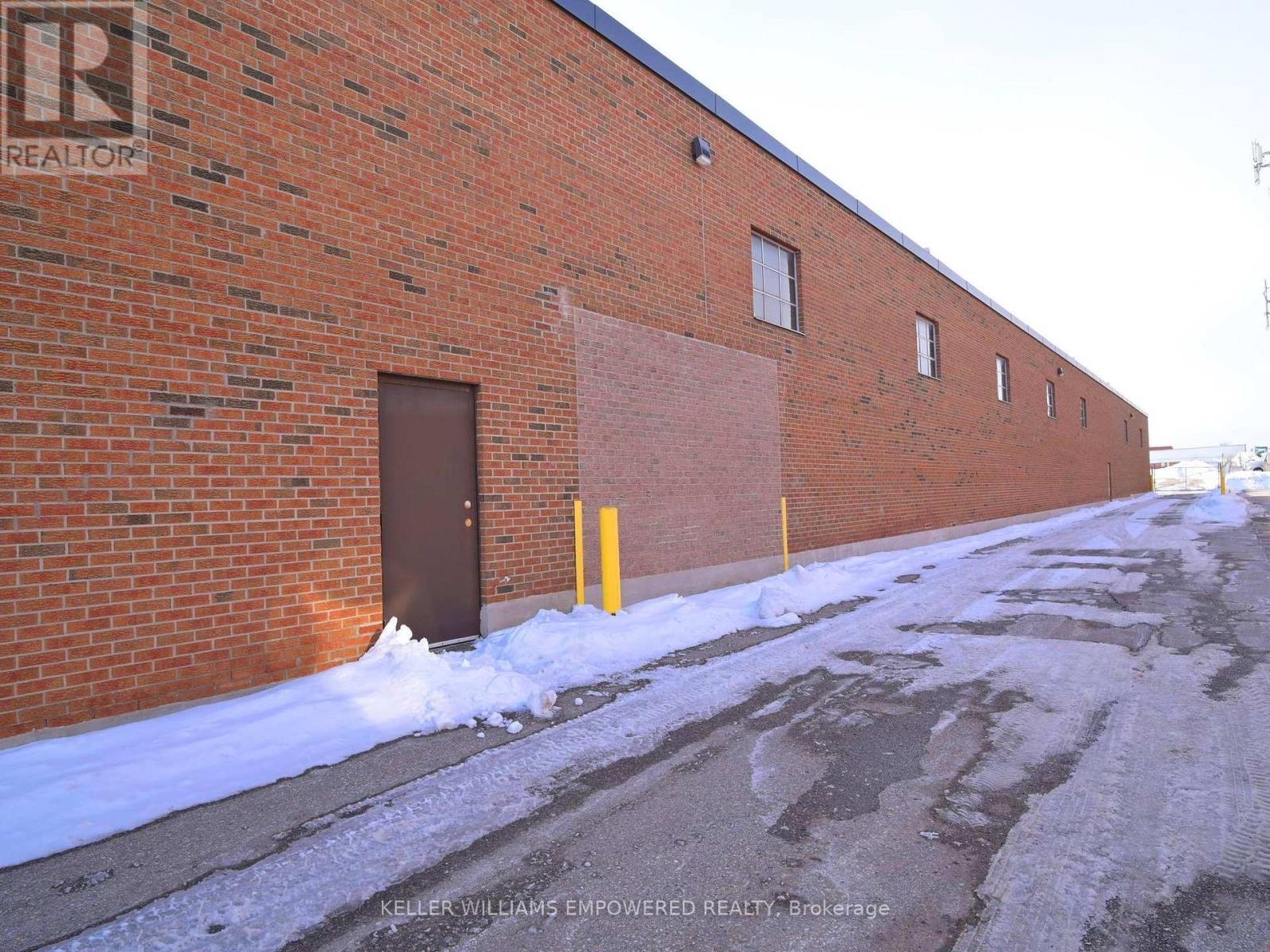 949 Kamato Road, Mississauga, Ontario  L4W 2R5 - Photo 30 - W12805542