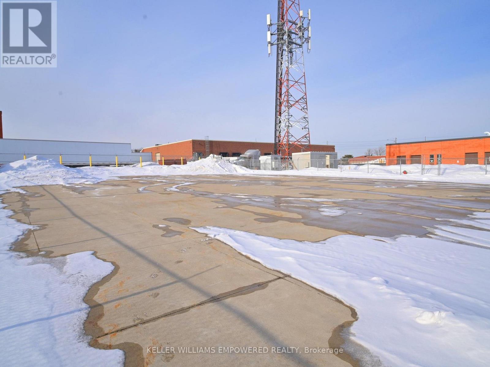 949 Kamato Road, Mississauga, Ontario  L4W 2R5 - Photo 31 - W12805542