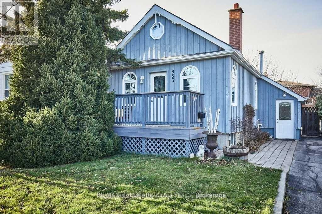 853 FOURTH STREET, Mississauga, Ontario