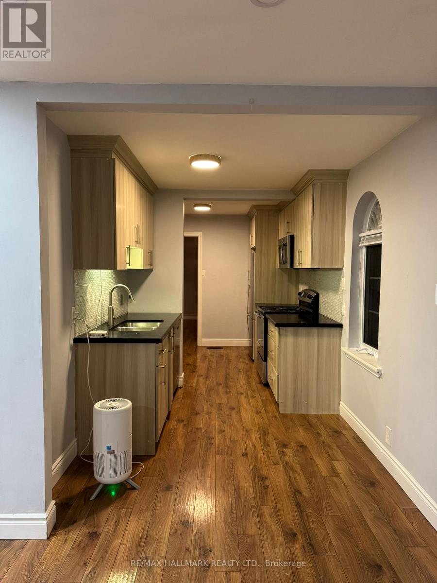 853 Fourth Street, Mississauga, Ontario  L5E 1J7 - Photo 16 - W12805568