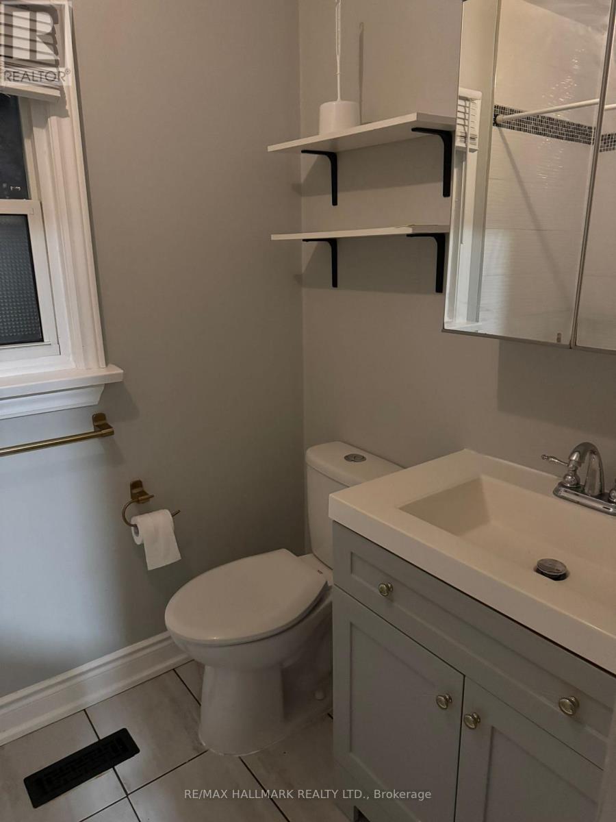 853 Fourth Street, Mississauga, Ontario  L5E 1J7 - Photo 18 - W12805568