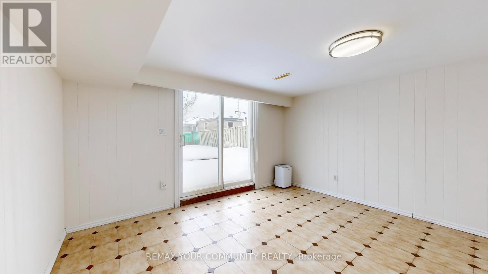 7 Brazil Gate, Toronto, Ontario  M9L 1K3 - Photo 39 - W12805594