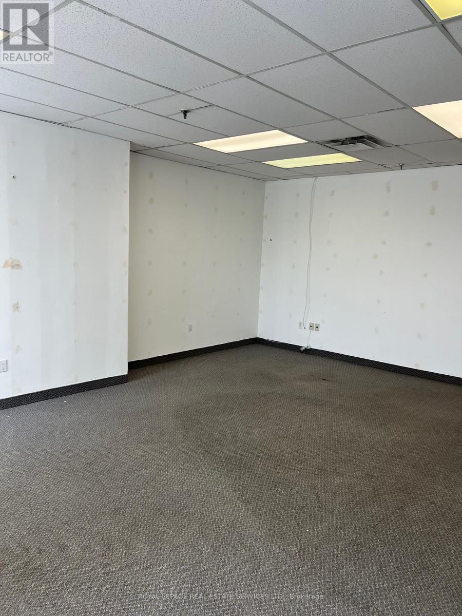 124 - 557 Dixon Road, Toronto, Ontario  M9W 6K1 - Photo 5 - W12805616