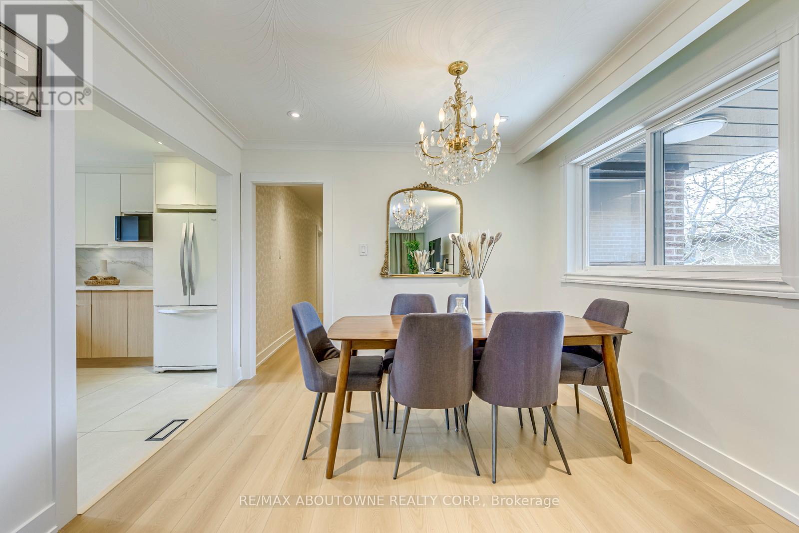 7 Ivybridge Drive, Toronto, Ontario  M9C 3R2 - Photo 11 - W12805618