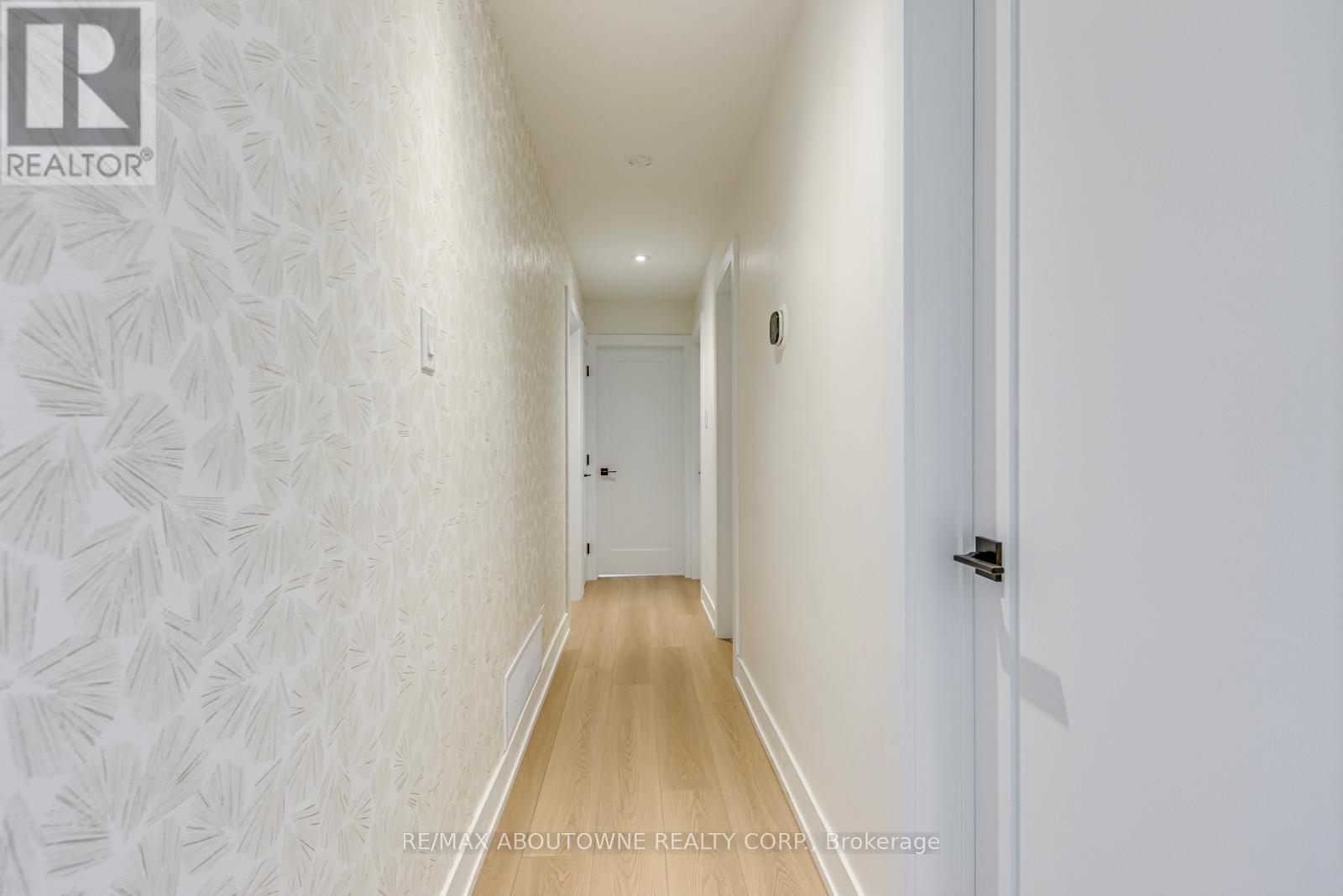 7 Ivybridge Drive, Toronto, Ontario  M9C 3R2 - Photo 18 - W12805618