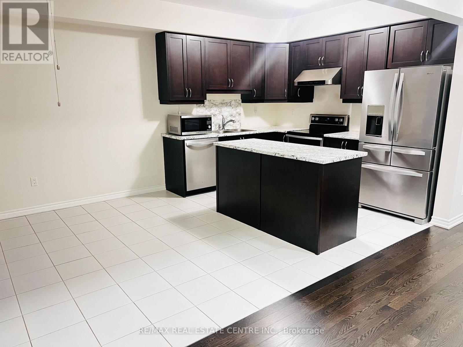 13 Maynada Road, Brampton, Ontario  L7A 4X6 - Photo 10 - W12805632