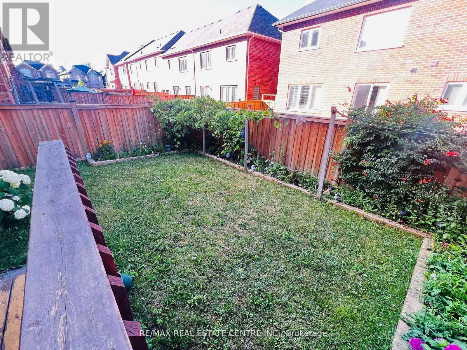 13 Maynada Road, Brampton, Ontario  L7A 4X6 - Photo 25 - W12805632