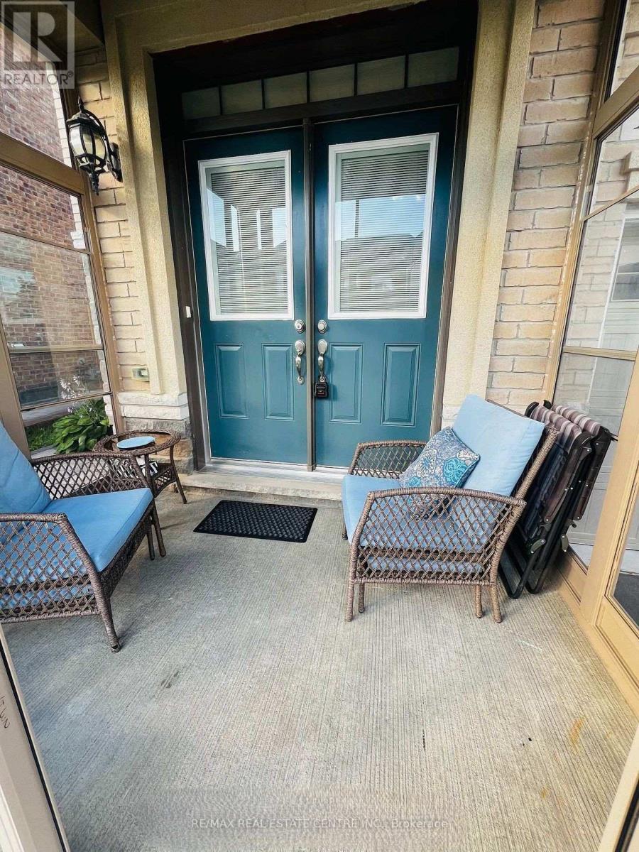 13 Maynada Road, Brampton, Ontario  L7A 4X6 - Photo 5 - W12805632