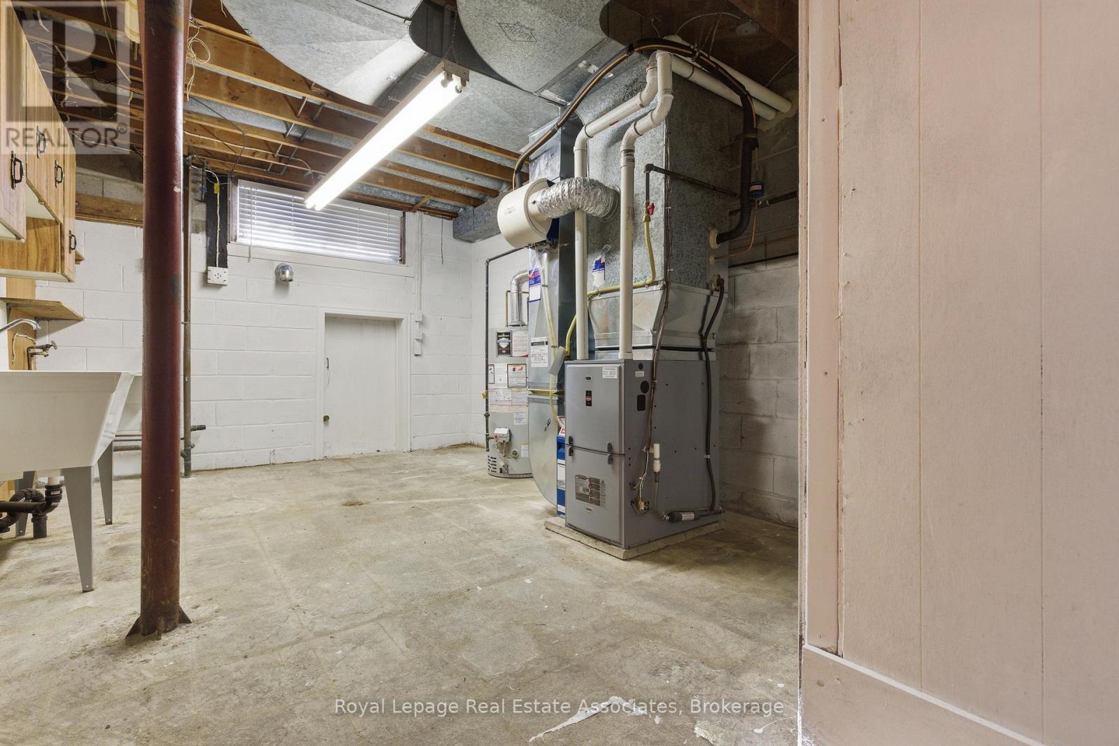 117 Harding Avenue, Toronto, Ontario  M6M 3A4 - Photo 27 - W12805654