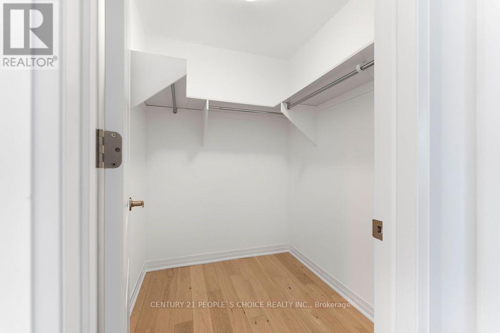 3 Crown Gate, Oakville, Ontario  L6M 5S8 - Photo 23 - W12805676