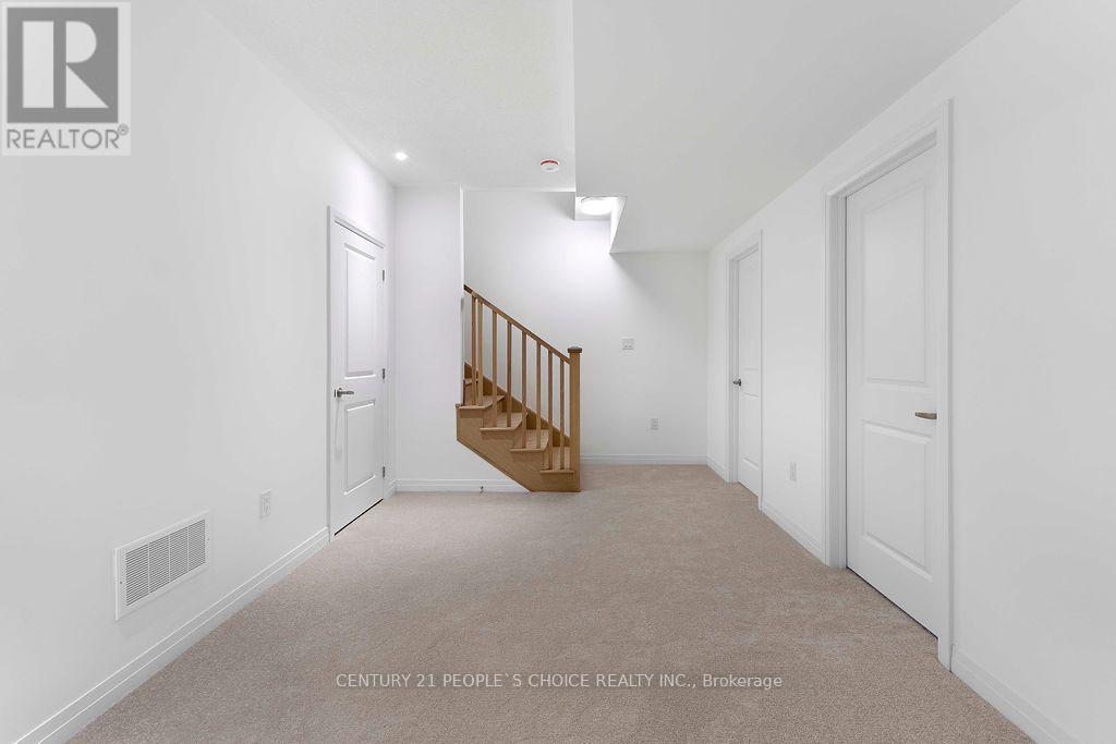 3 Crown Gate, Oakville, Ontario  L6M 5S8 - Photo 31 - W12805676