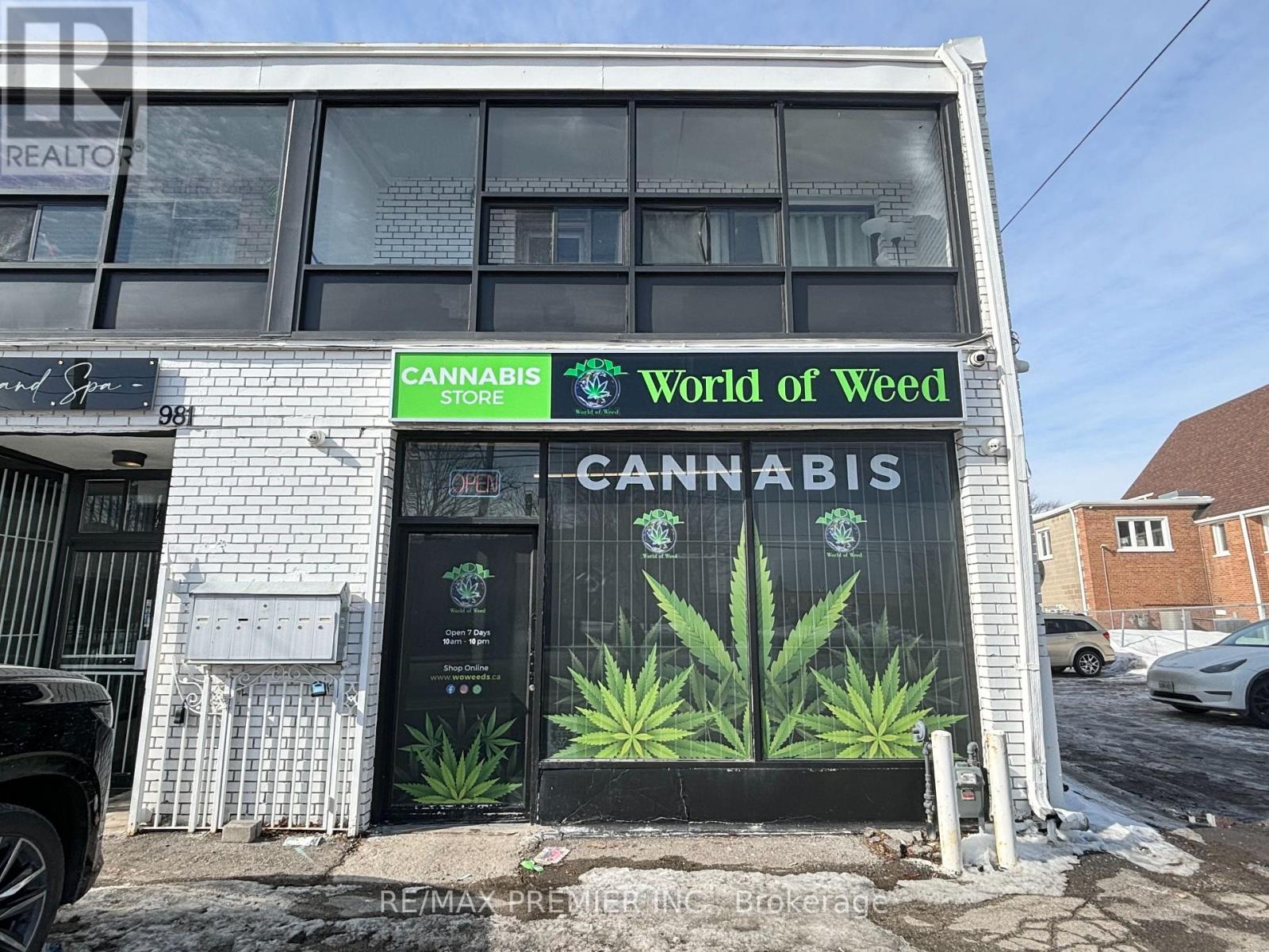 983 LAKESHORE ROAD E, Mississauga, Ontario