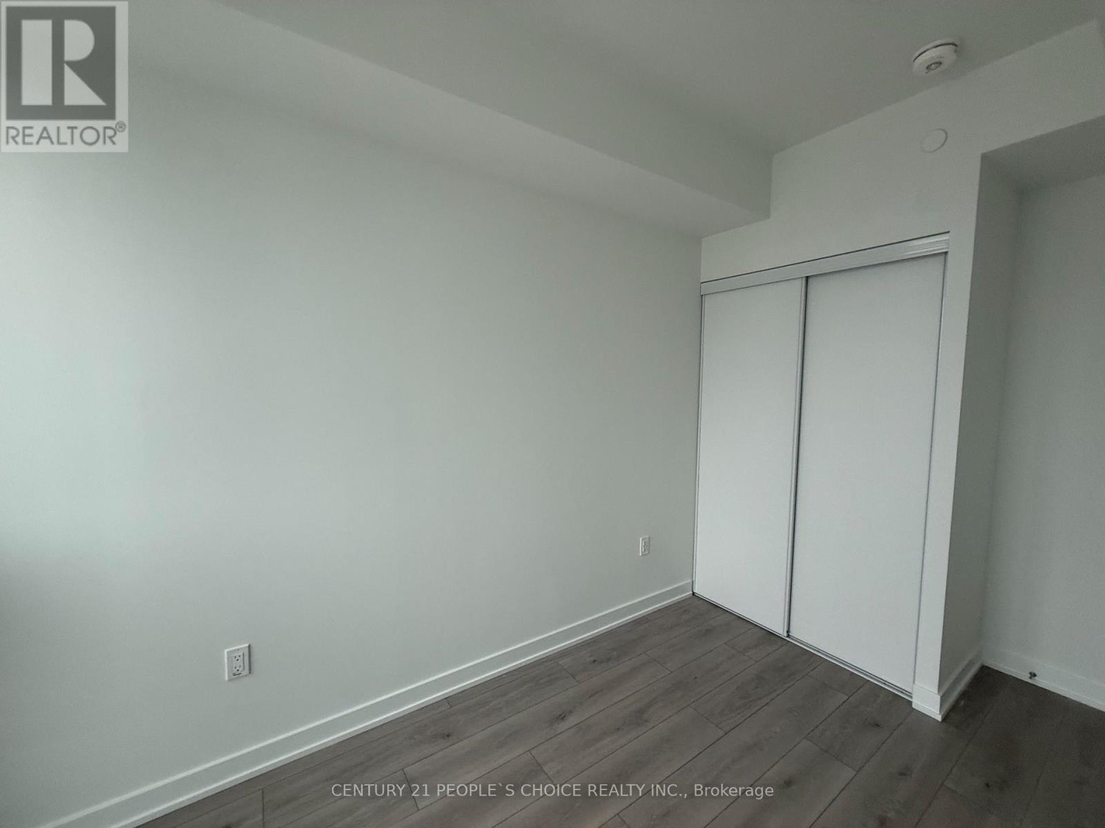1805 - 1 Fairview Road E, Mississauga, Ontario  L5A 4C6 - Photo 10 - W12805706