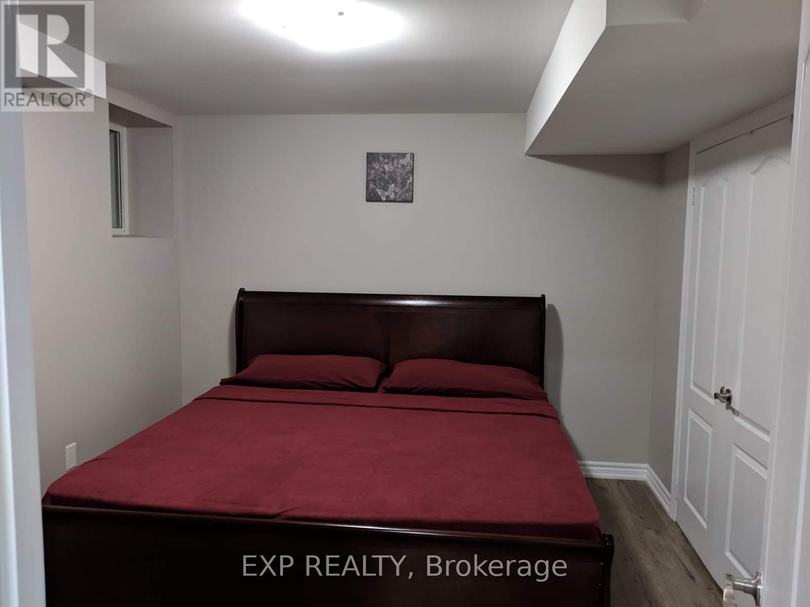 Basement - 15 Kalmia Road, Brampton, Ontario  L6X 5G4 - Photo 5 - W12805708