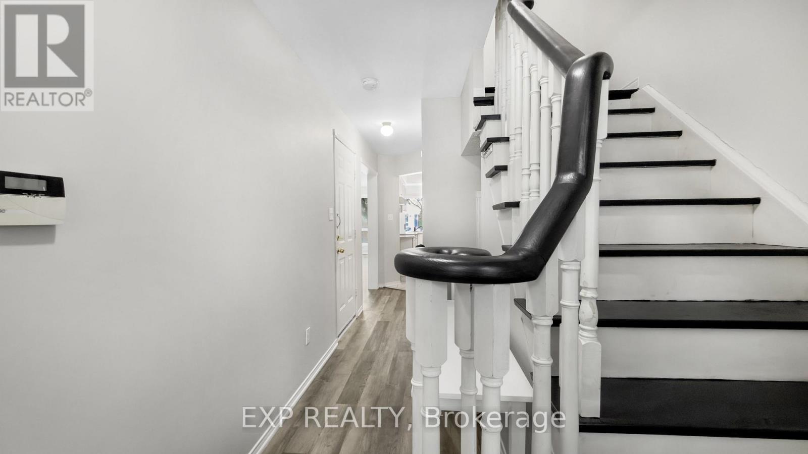 101 - 445 Apache Court, Mississauga, Ontario  L4Z 3W8 - Photo 3 - W12805712