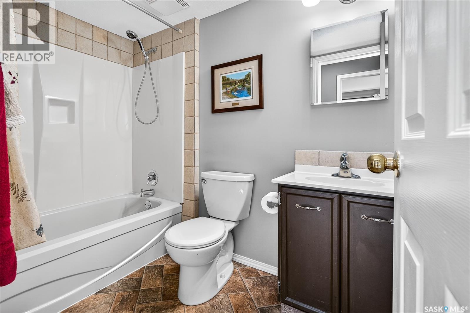 1646 Smith Street, Moose Jaw, Saskatchewan  S6H 1A8 - Photo 33 - SK028895