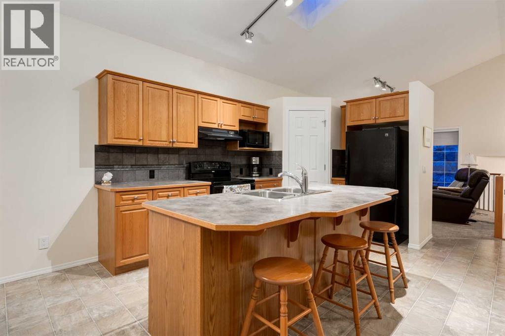 1936 Thornbird Road Se, Airdrie, Alberta  T4A 2E5 - Photo 8 - A2265374