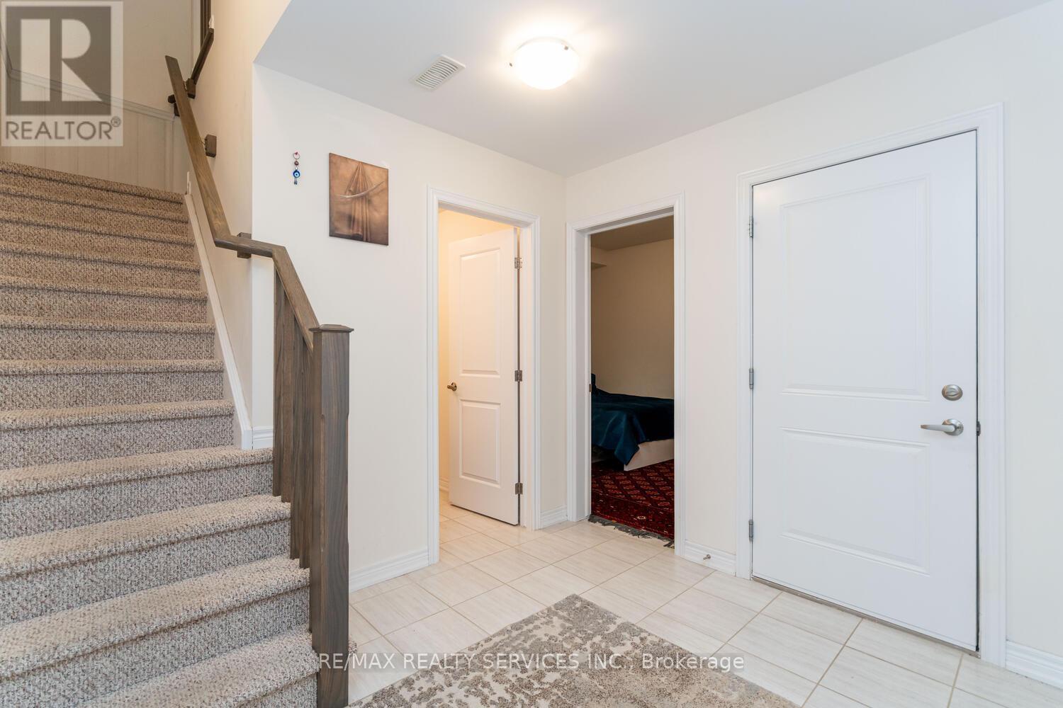 7 Ridgeside Lane, Hamilton, Ontario  L8B 1W5 - Photo 8 - X12805526