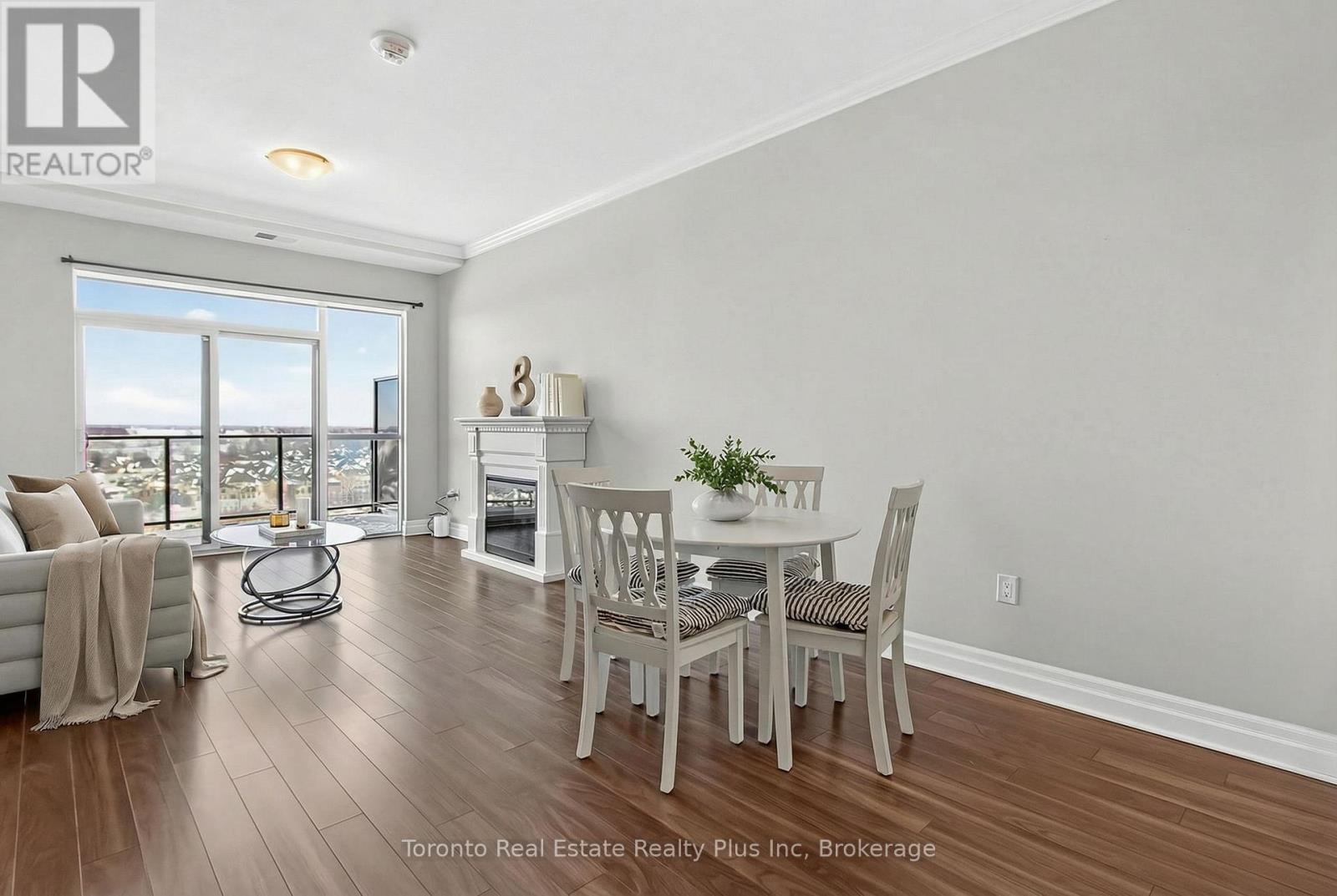 1109 - 260 Villagewalk Boulevard, London North, Ontario  N6G 0W6 - Photo 15 - X12805550