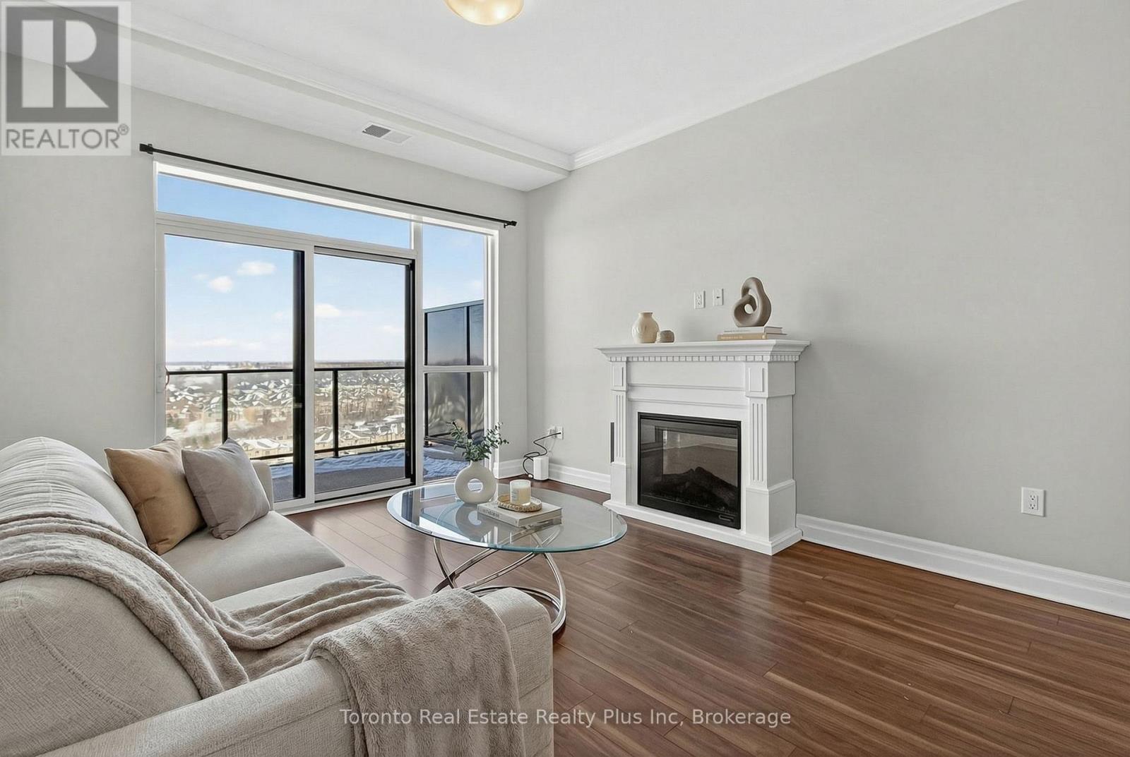 1109 - 260 Villagewalk Boulevard, London North, Ontario  N6G 0W6 - Photo 21 - X12805550