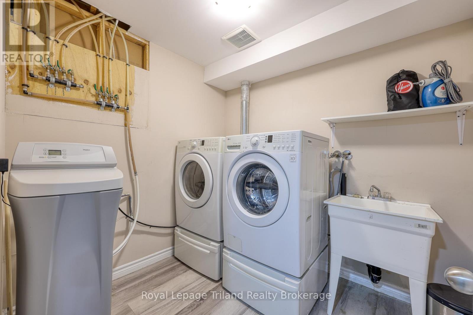 68 North Main Street, Norfolk, Ontario  N3Y 2M3 - Photo 27 - X12805758