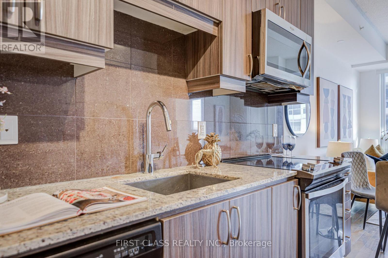 911 - 9201 Yonge St Street, Richmond Hill, Ontario  L4C 1H9 - Photo 14 - N12735240